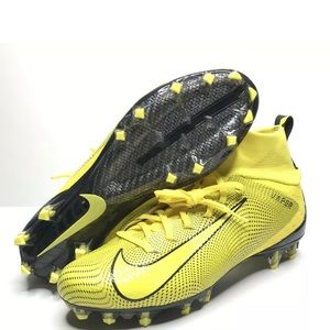 Nike Vapor Untouchable 3 Pro Football Cleat